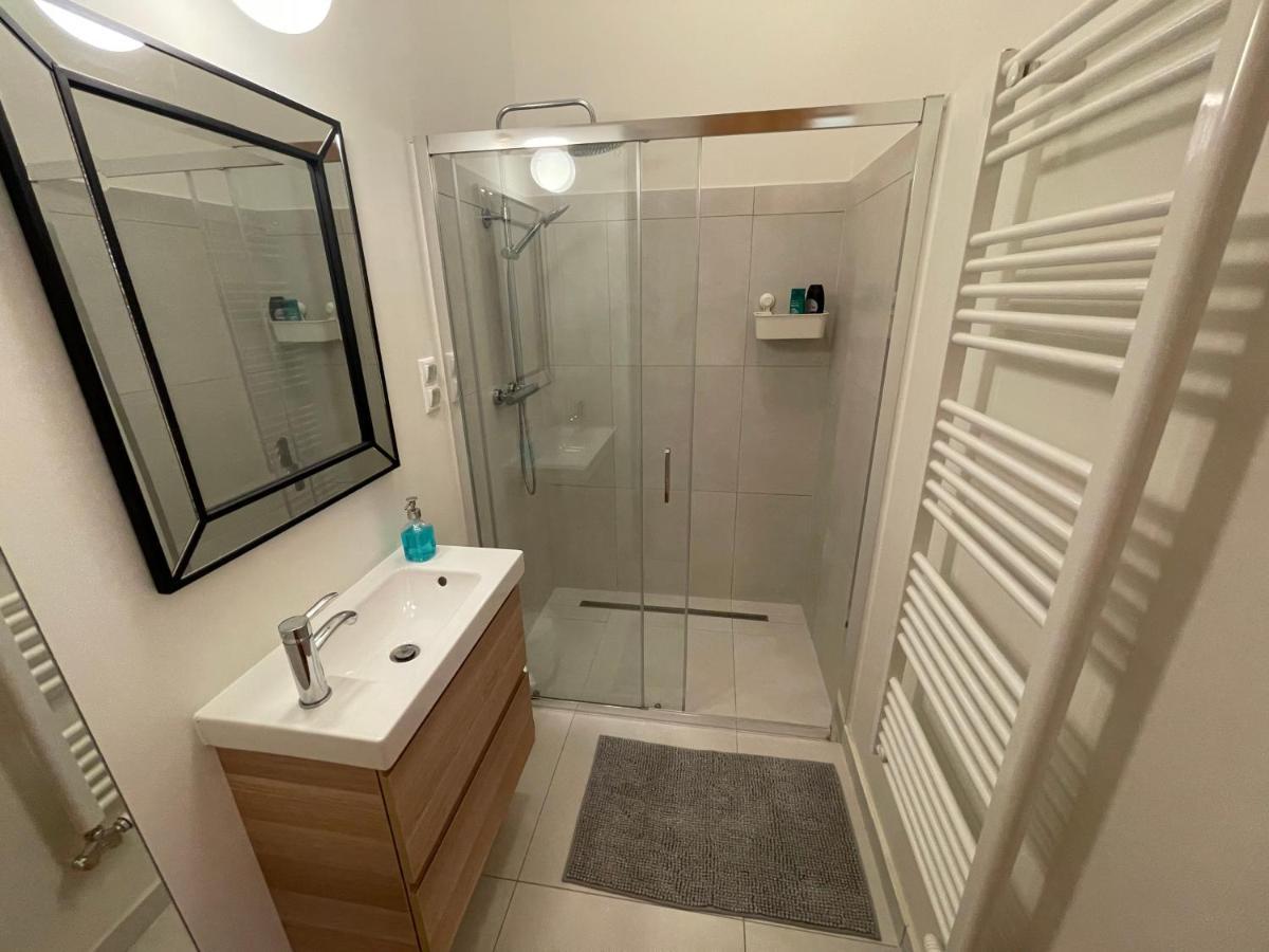 City Center 3, Elegant And Cozy 2Br In City Center! Budapest Bagian luar foto